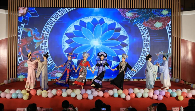 “三八”國(guó)際婦女節(jié)期間，我市各級(jí)工會(huì)舉辦系列慶祝活動(dòng)